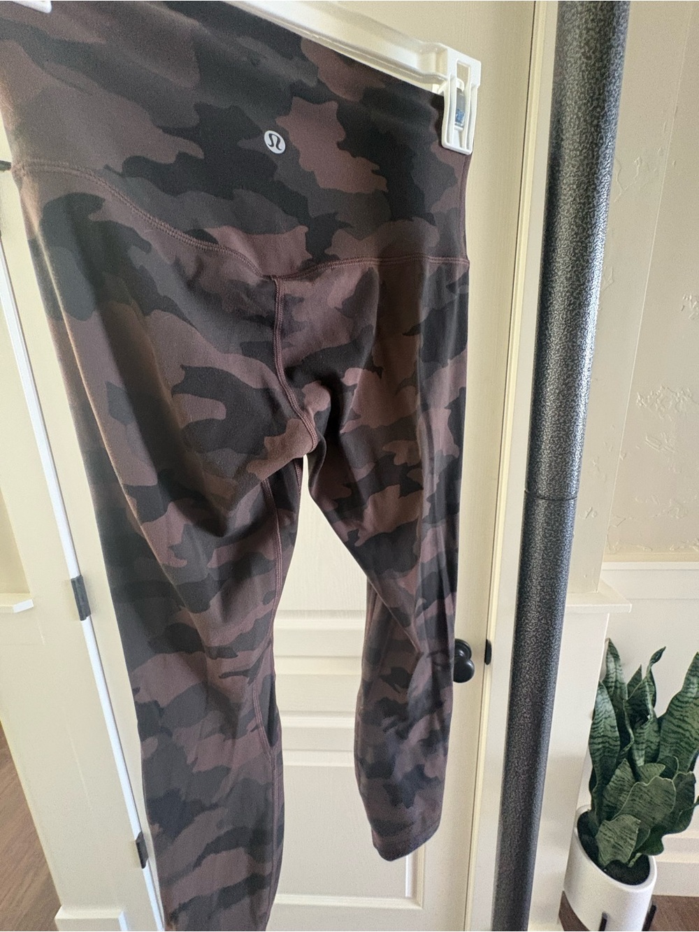 lululemon athletica Brown and Black Camo Leggings - Picture 5 of 6